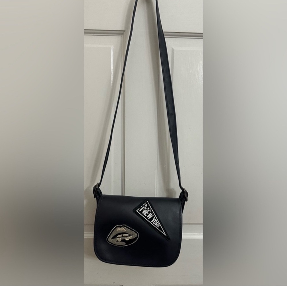 Coach Crossbody Bag with New York Patch - Picture 3 of 11